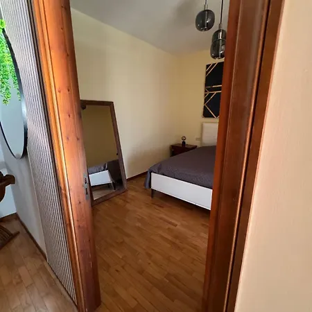 Elite - Urban Chic & Terrace Apartman *